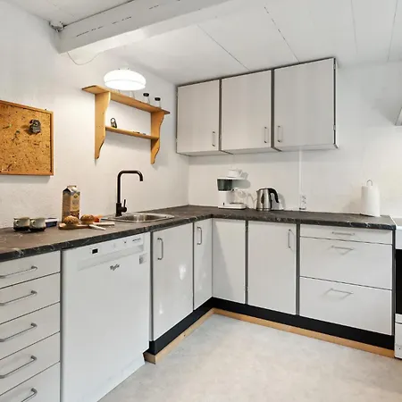 Awesome In With Kitchen בית נופש